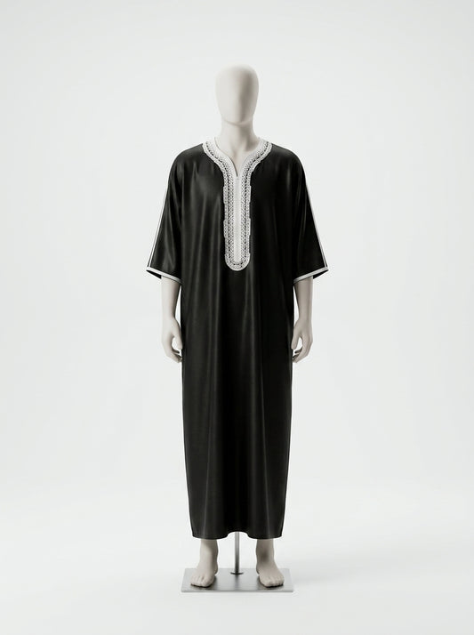Djellaba noire pour homme à manches courtes avec broderie arabe raffinée